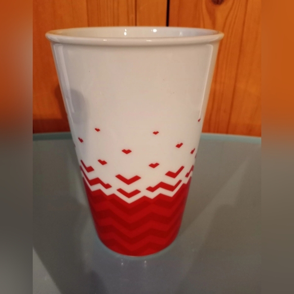 Large Starbucks Red & White Chevron  Hearts Mug Cup 22 oz - Picture 2 of 7